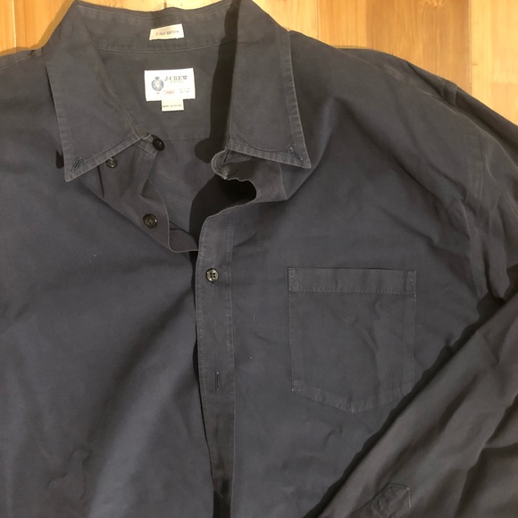 J Crew Vintage Navy Button Down - Picture 3 of 4